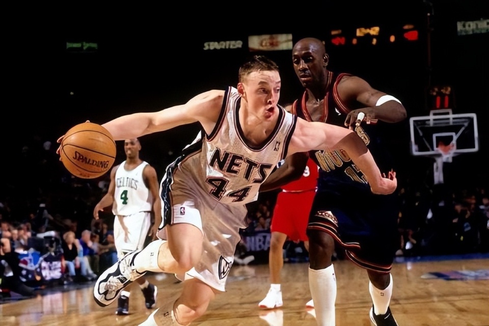 在当年选秀 在当年选秀