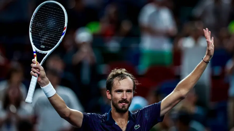 岁时截然不 岁时截然不